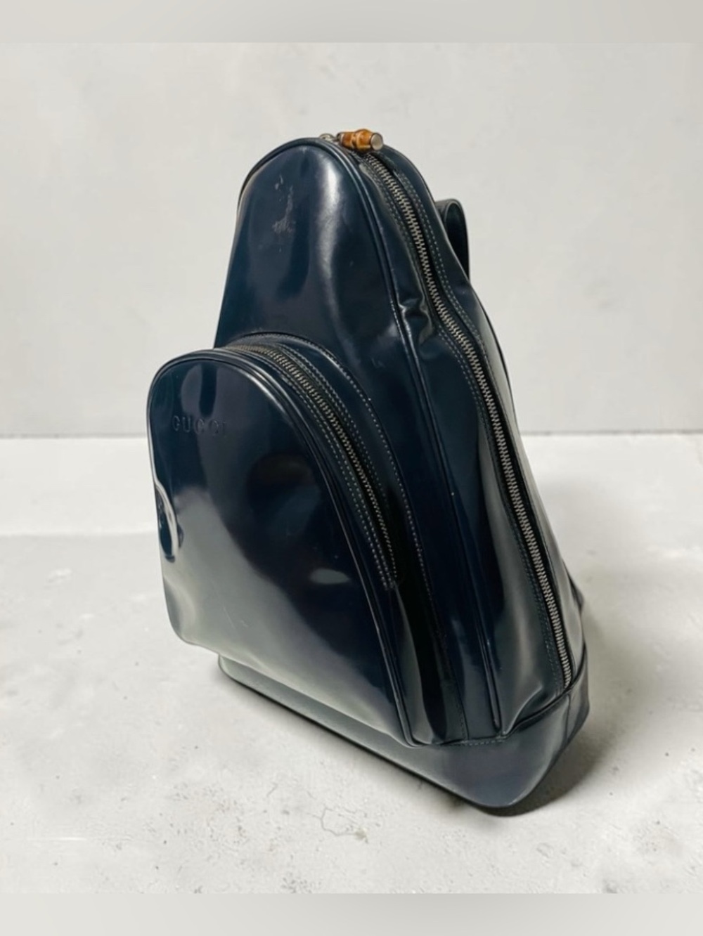 Gucci Bamboo Vintage Blue Patent Leather Sling Bag - Picture 2 of 14